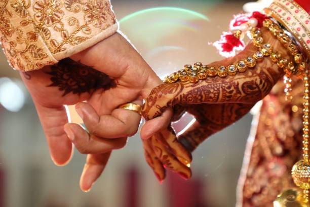 hindu-wedding-ritual-wherein-bride-and-groom-hand